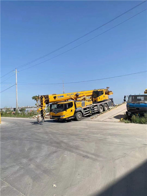 会泽县吊车作业时，可能会产生哪些额外收费项目？